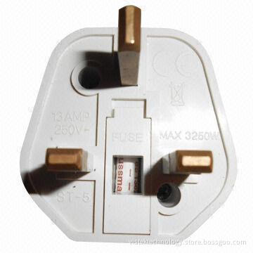 UK 3-pin Power Plug, Available in Black and White Colors